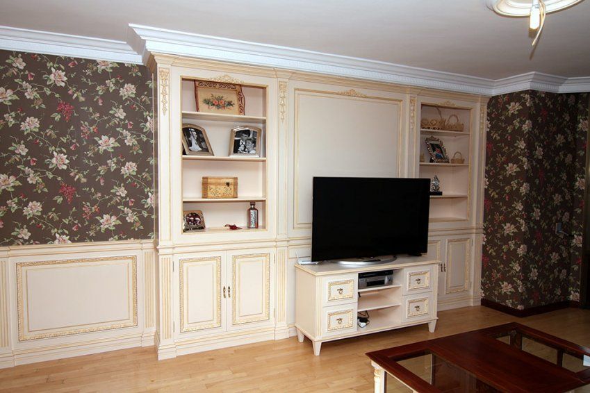 Boiserie lacada con pátina