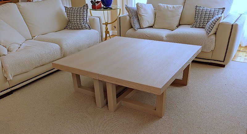 Mesa en roble teñido al aceite