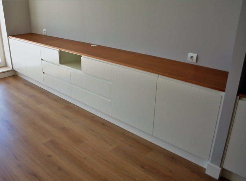 Librería laca y madera