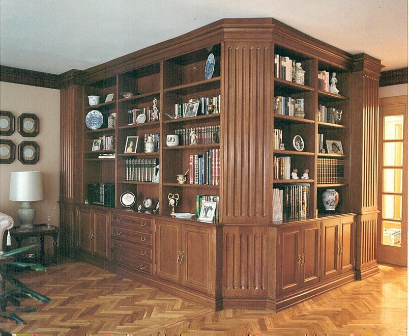 Libreria de esquina en Roble teñido