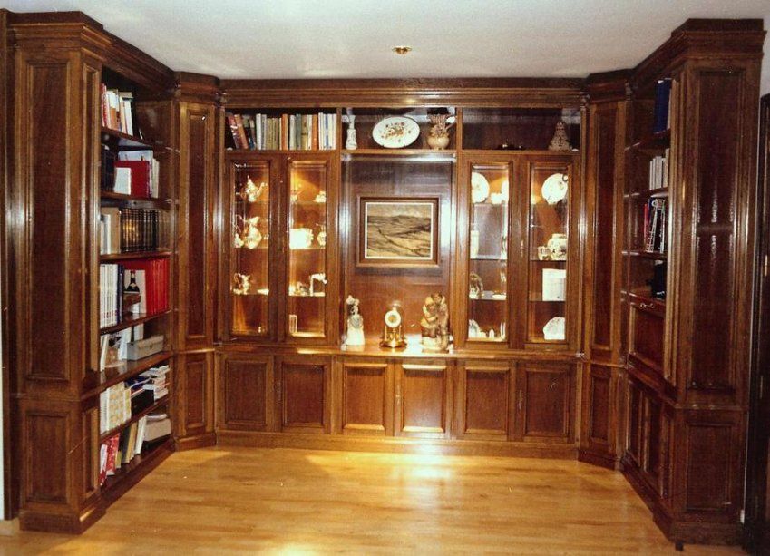 Boiserie en Nogal Americano