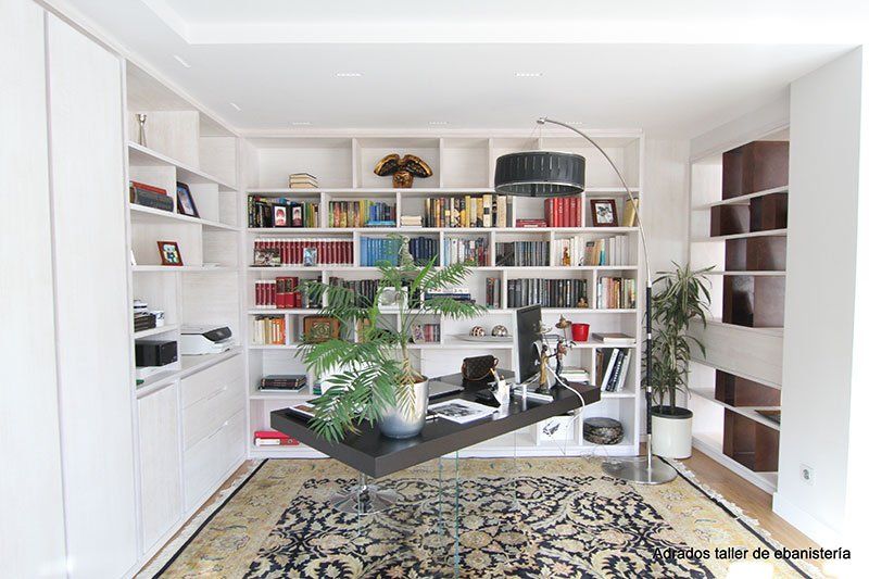 Boiserie Contemporánea en Blanco