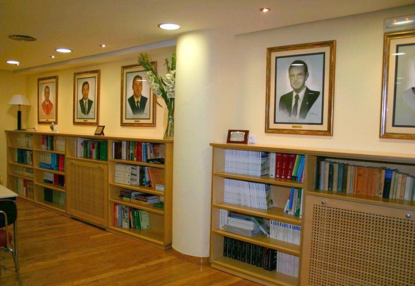 Mobiliario para Colegio Profesional