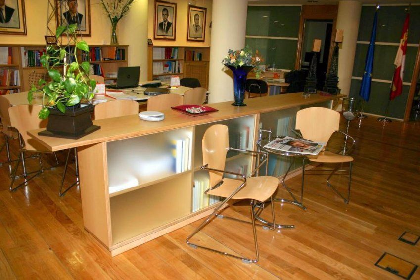 Mobiliario para Colegio Profesional