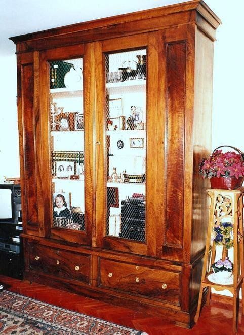 Armario antiguo de Nogal Español