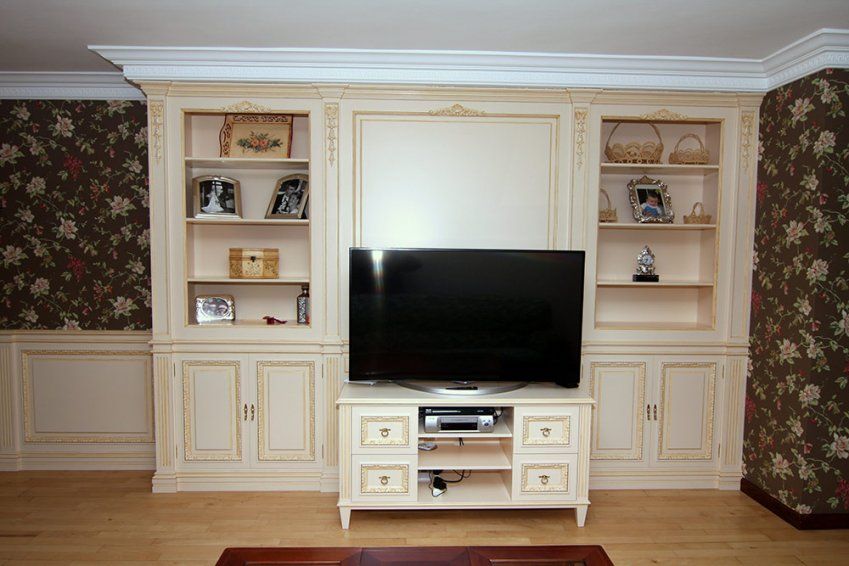 Boiserie lacada con pátina