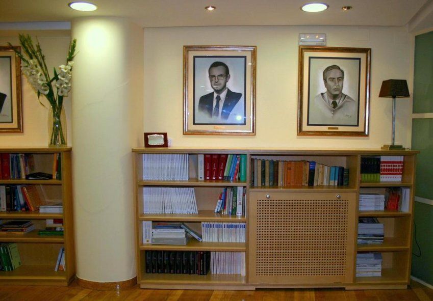 Mobiliario para Colegio Profesional