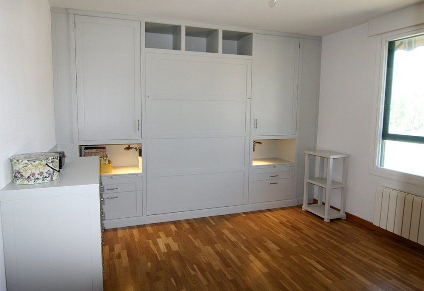 Mueble con cama abatible