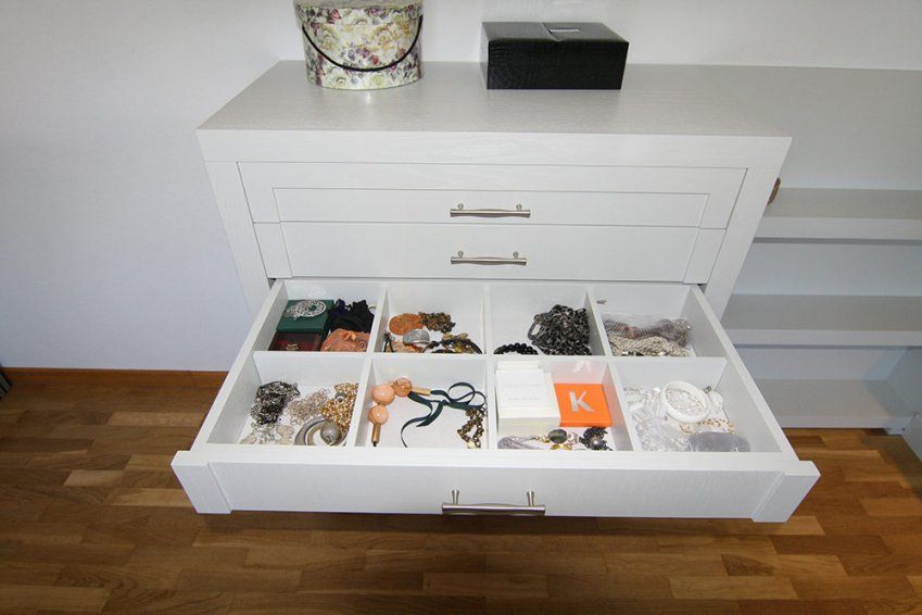 Mueble con cama abatible