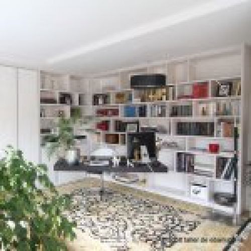 Boiserie Contemporánea en Blanco
