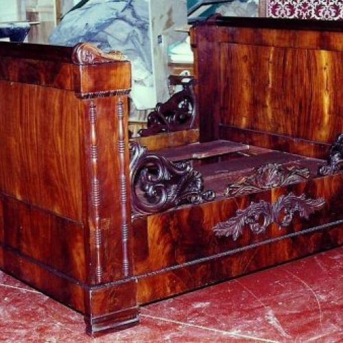 Cama en Palma de Caoba