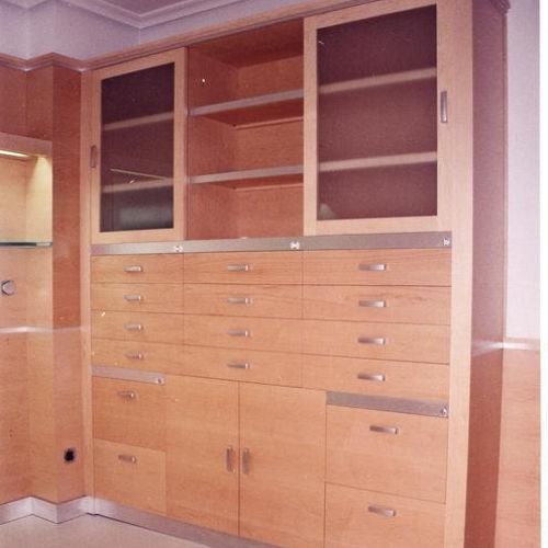 Mobiliario para despacho consulta.