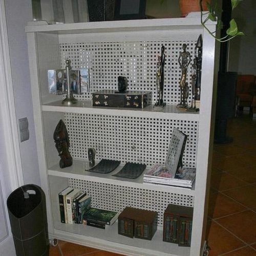 Mueble separador en laca rozada y patinada