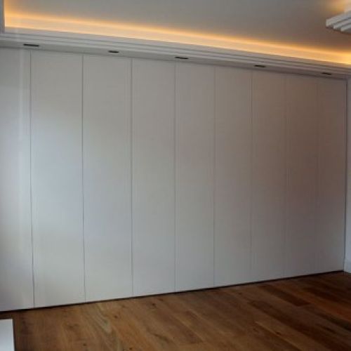 Armario puertas enrasadas