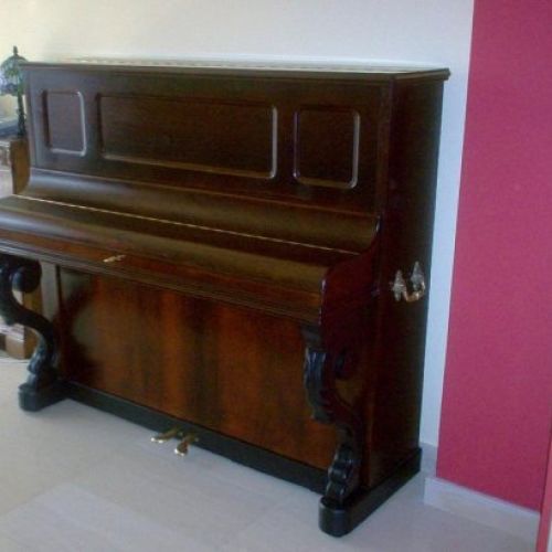 Piano de Palisandro