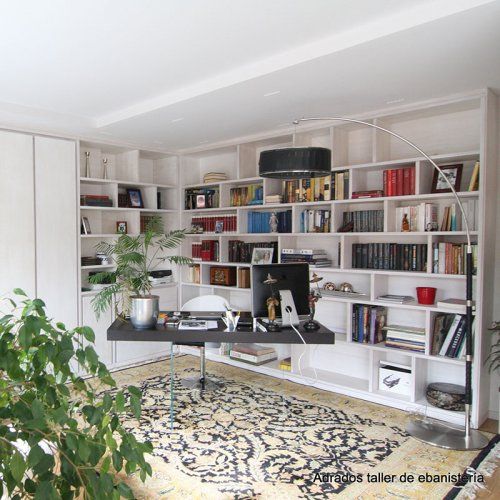 Boiserie Contemporánea en Blanco