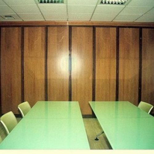 Mampara divisoria para sala de reuniones